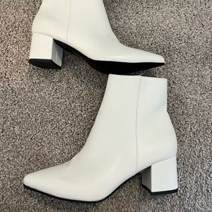 New White ankle booties size 8